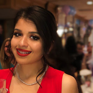 Meet your Posher, Ramona